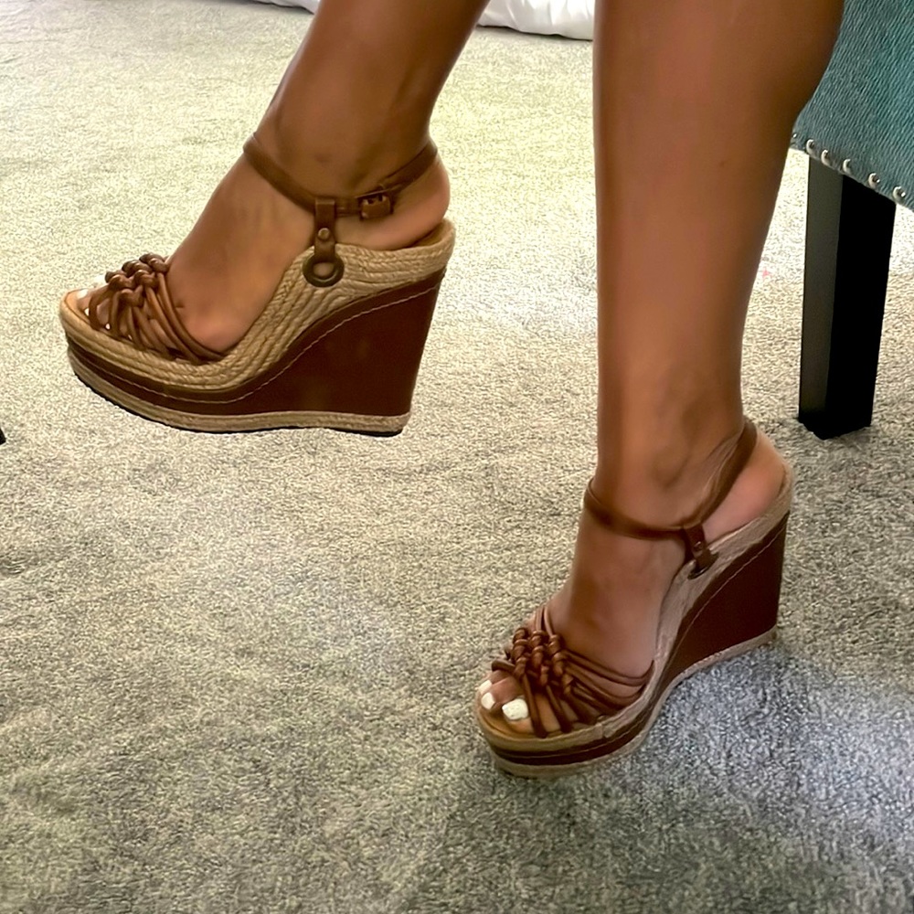H by Halston Brown Leather Espadrille Wedge Sandals